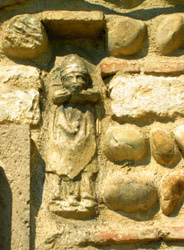 Dombes - Bas-relief de l'église de Civrieux