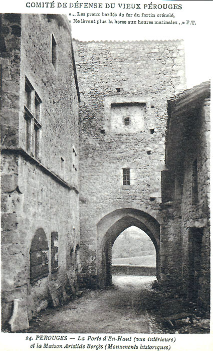 La Porte d'En-Haut (vue int&eacute;rieure) et la Maison Aristide Berg&egrave;s